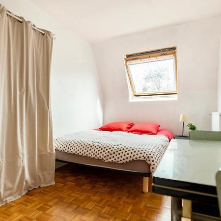 Chambre 2 Pers, Repas Et Taxi Cdg Extra 오네수부아 외부 사진