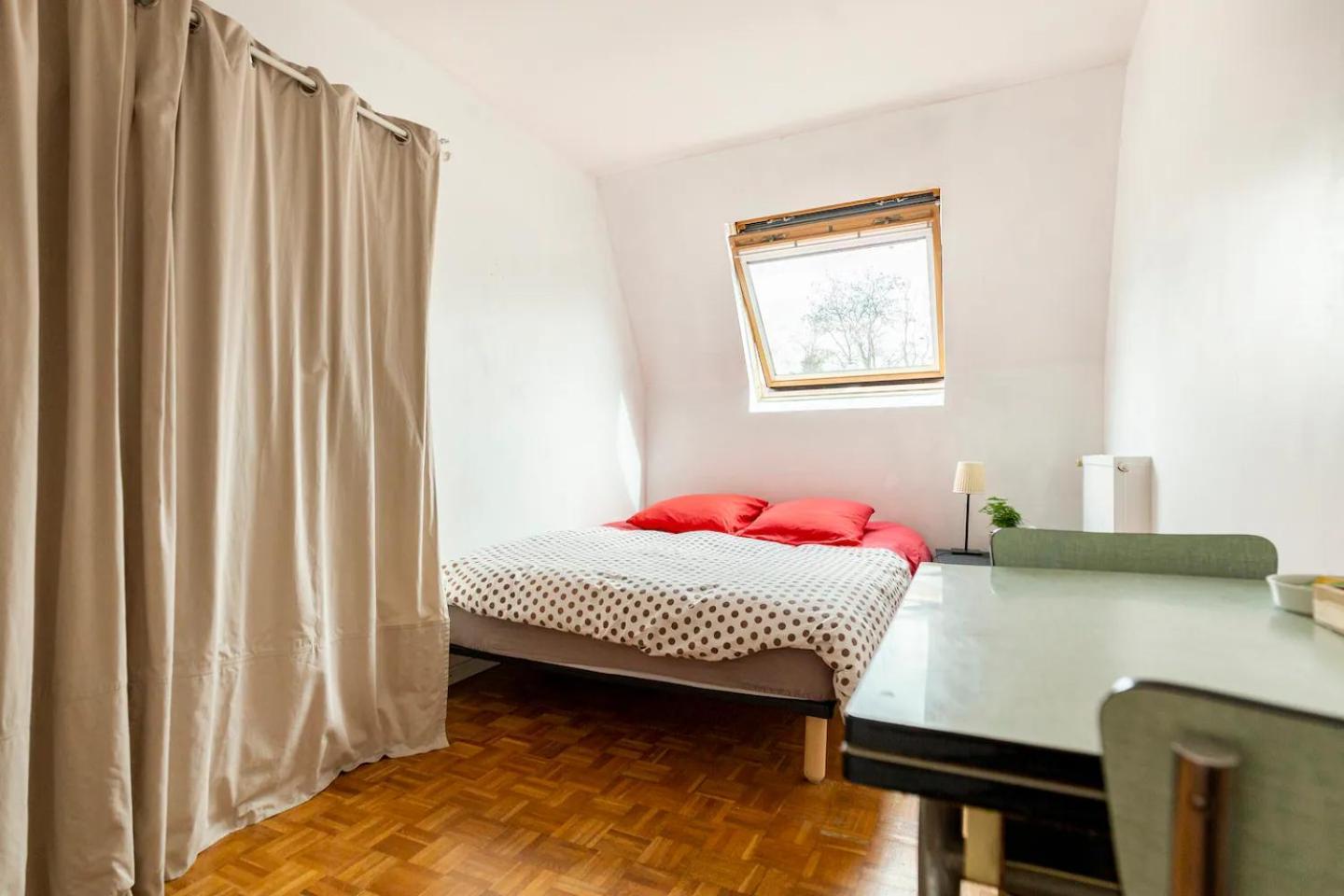 Chambre 2 Pers, Repas Et Taxi Cdg Extra 오네수부아 외부 사진